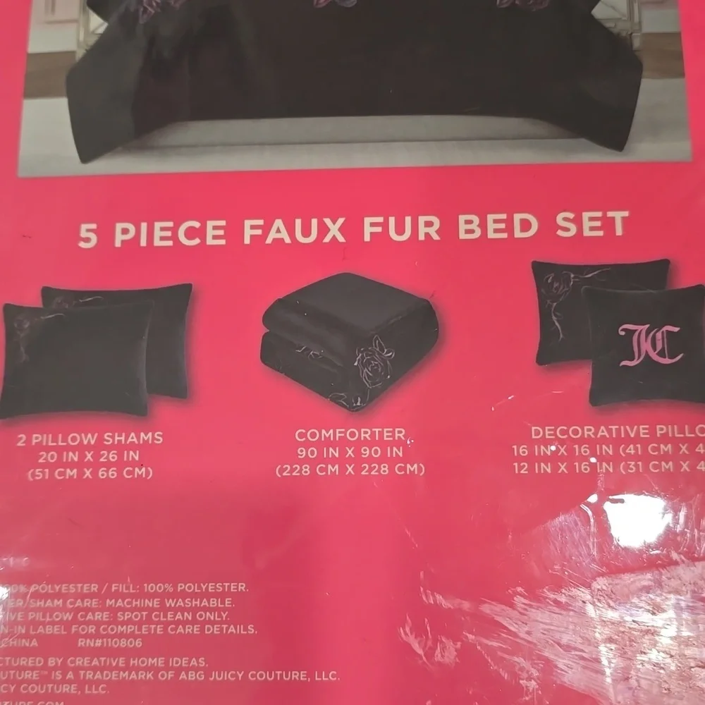 Juicy Couture Home 5-PC 3D Rose Faux Fur Bedding Set